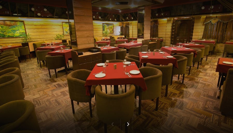 Kaveri Couple Restaurant in Ranchi