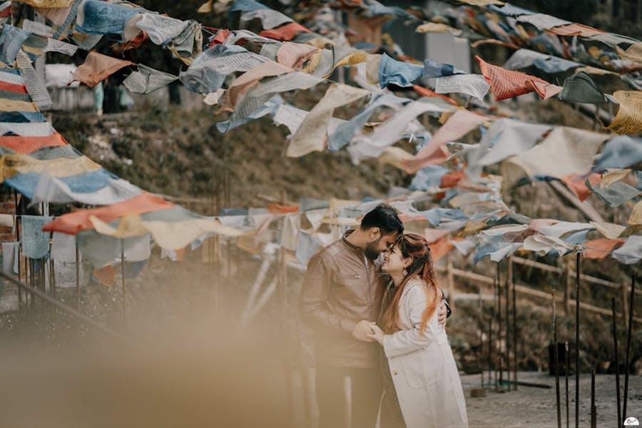 pre wedding photoshoot destination