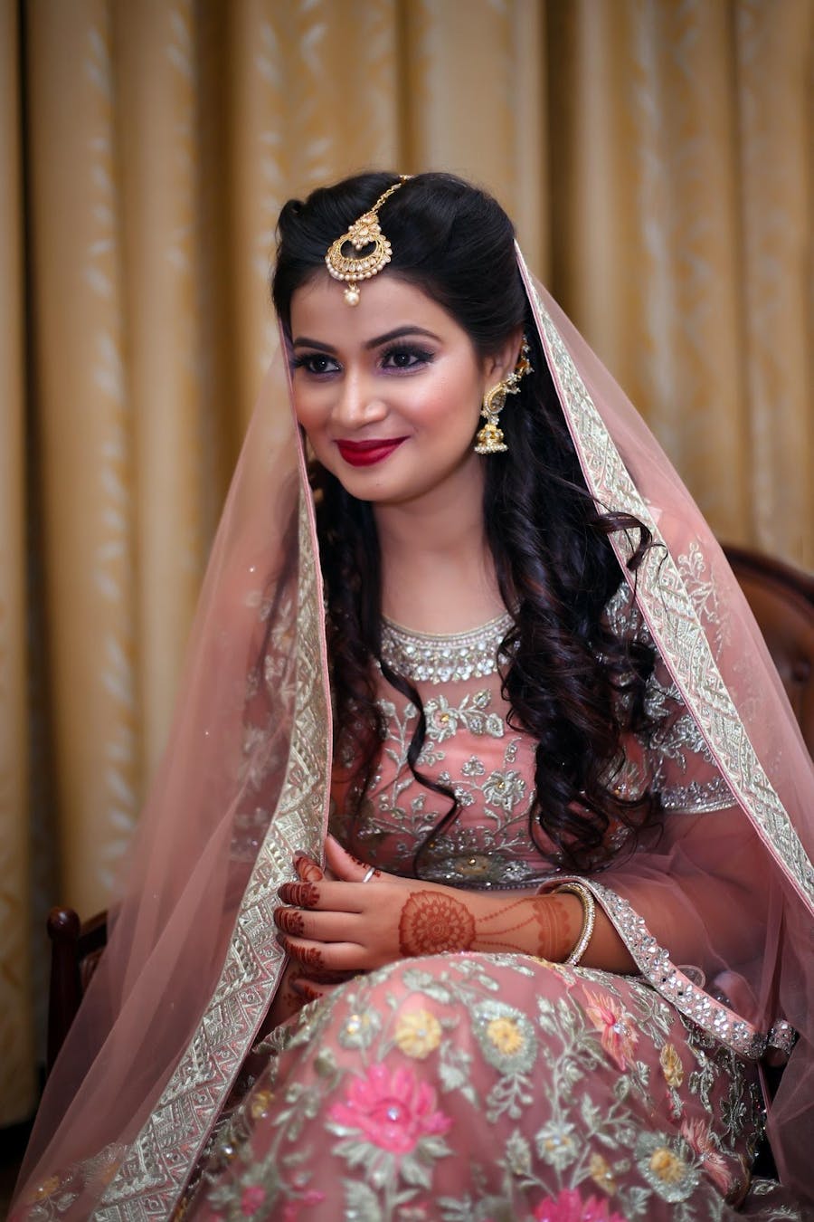 bridal mehndi photoshoot