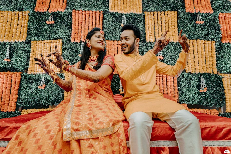 haldi poses for brides