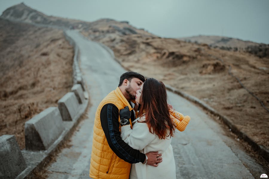 pre wedding photoshoot styles