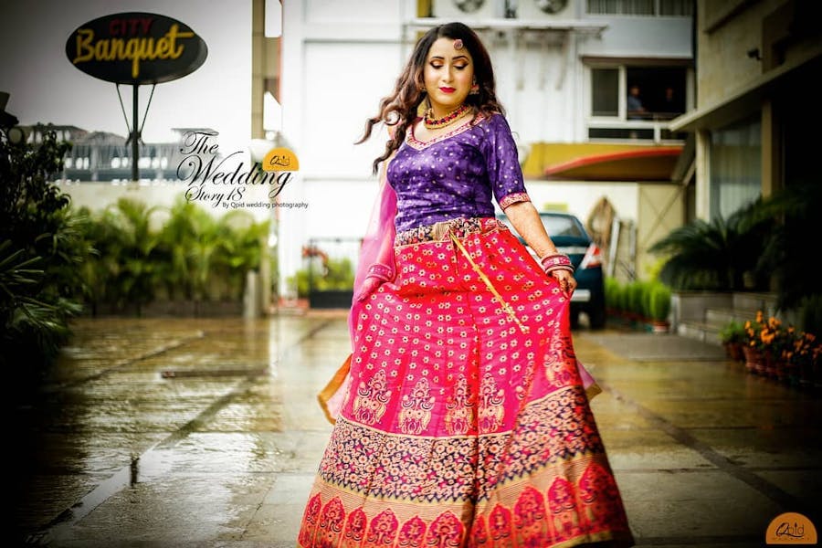 Meenakari benarasi lehenga look
