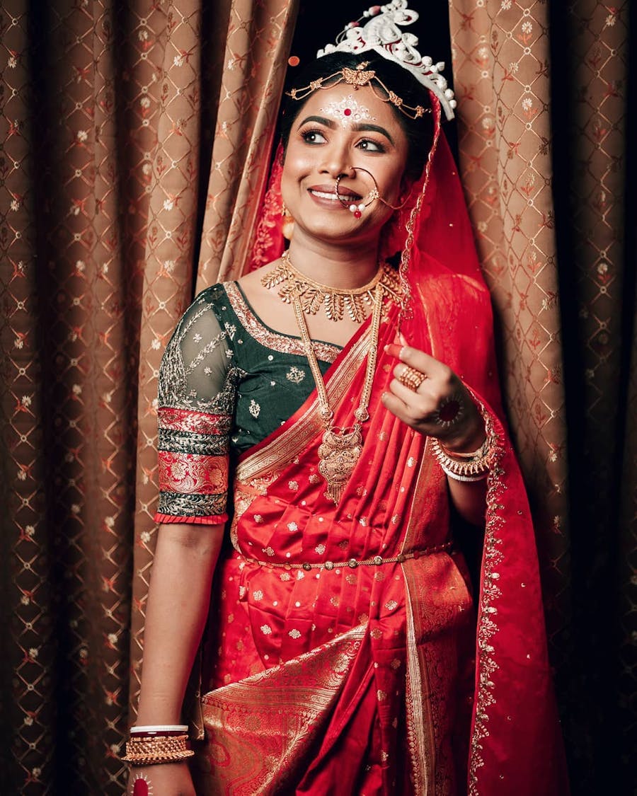 Gorgeous Mukut Designs For Bengali Bride 2023
