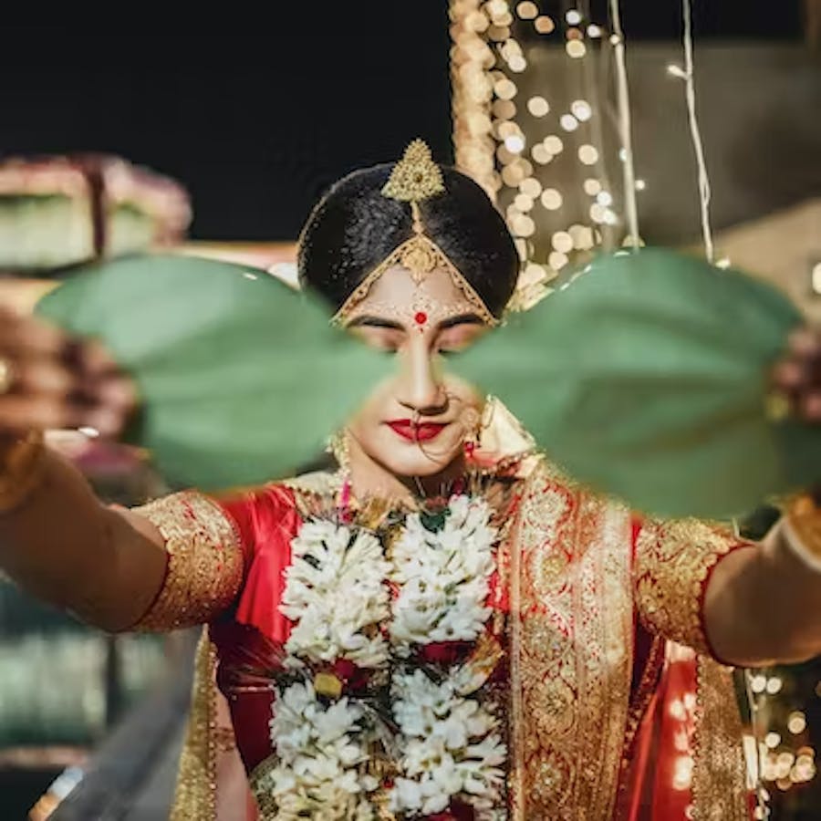 Bride with beetle leaves