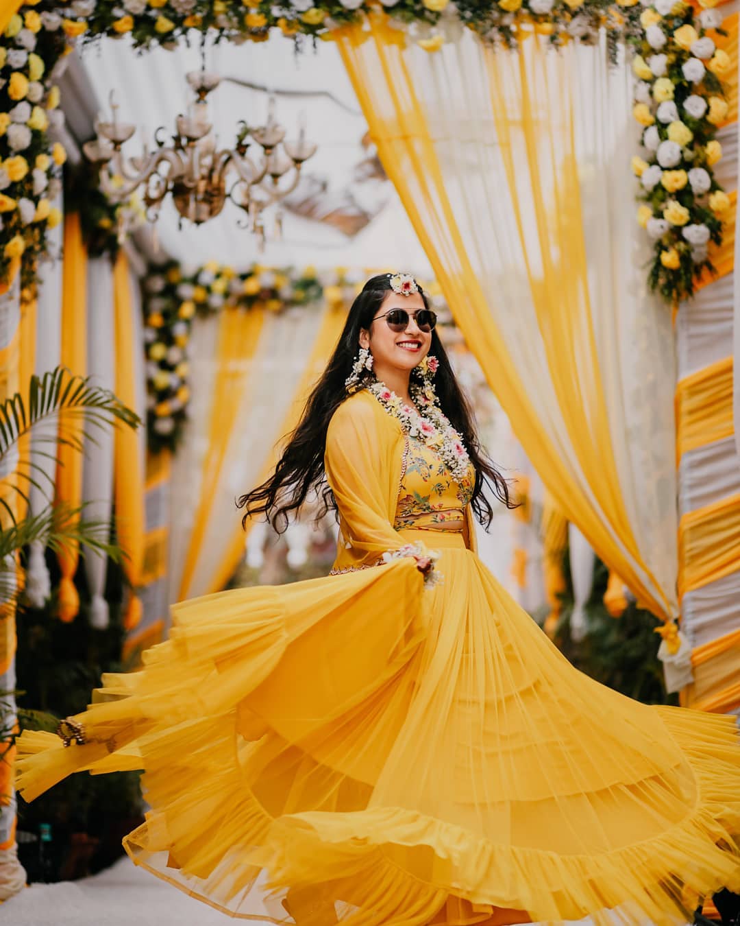 15 Stunning Gaye Holud Look Of Bengali Bride