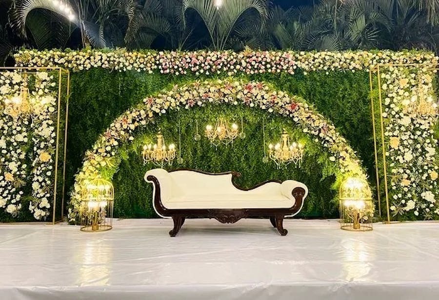half arch flower stage