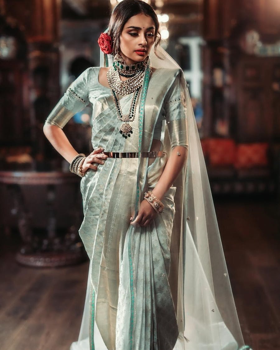 gorgeous silk saree for indian wedding
