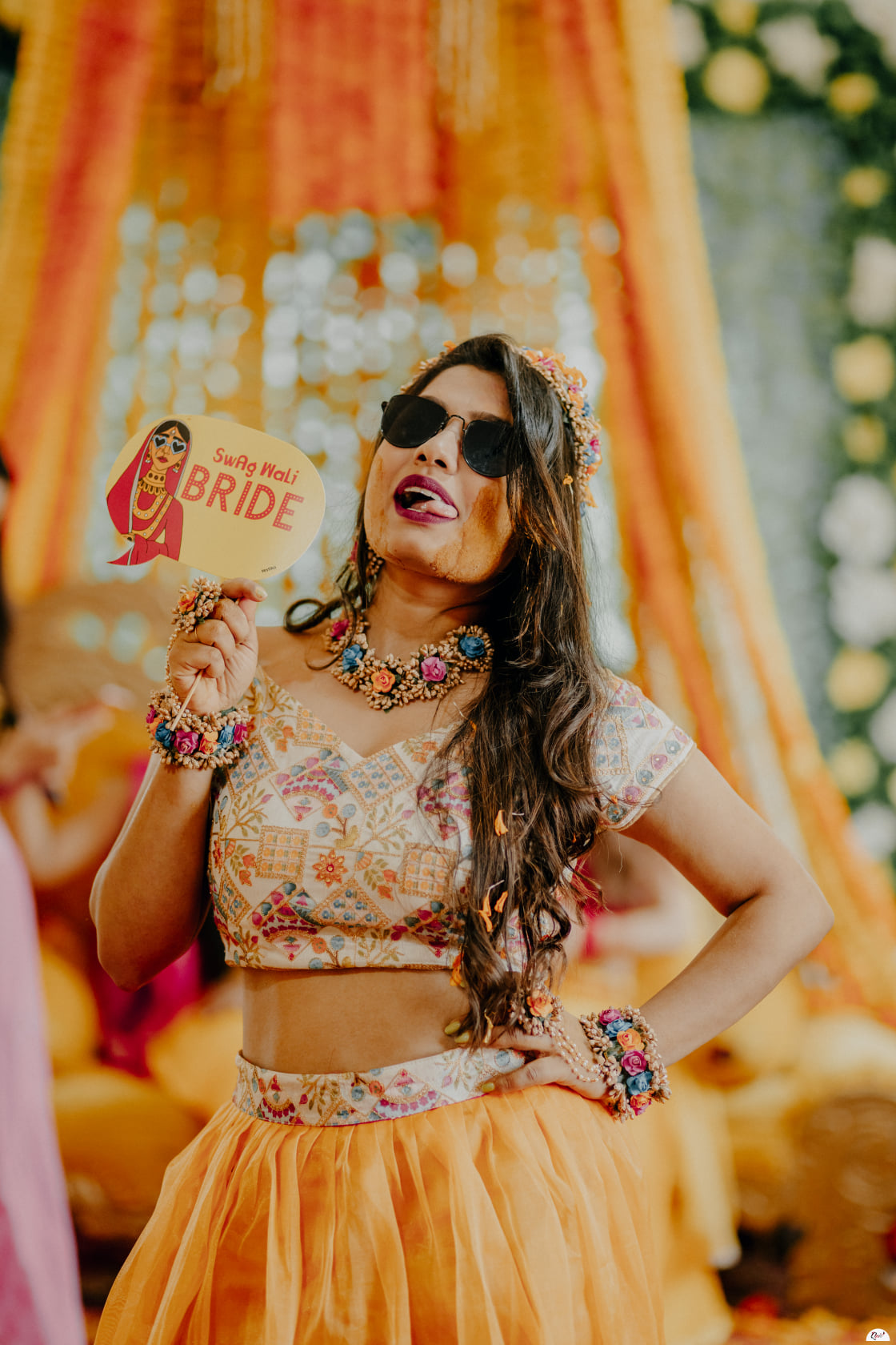 13+ Stylish & Trendy Haldi Poses Ideas For Bride