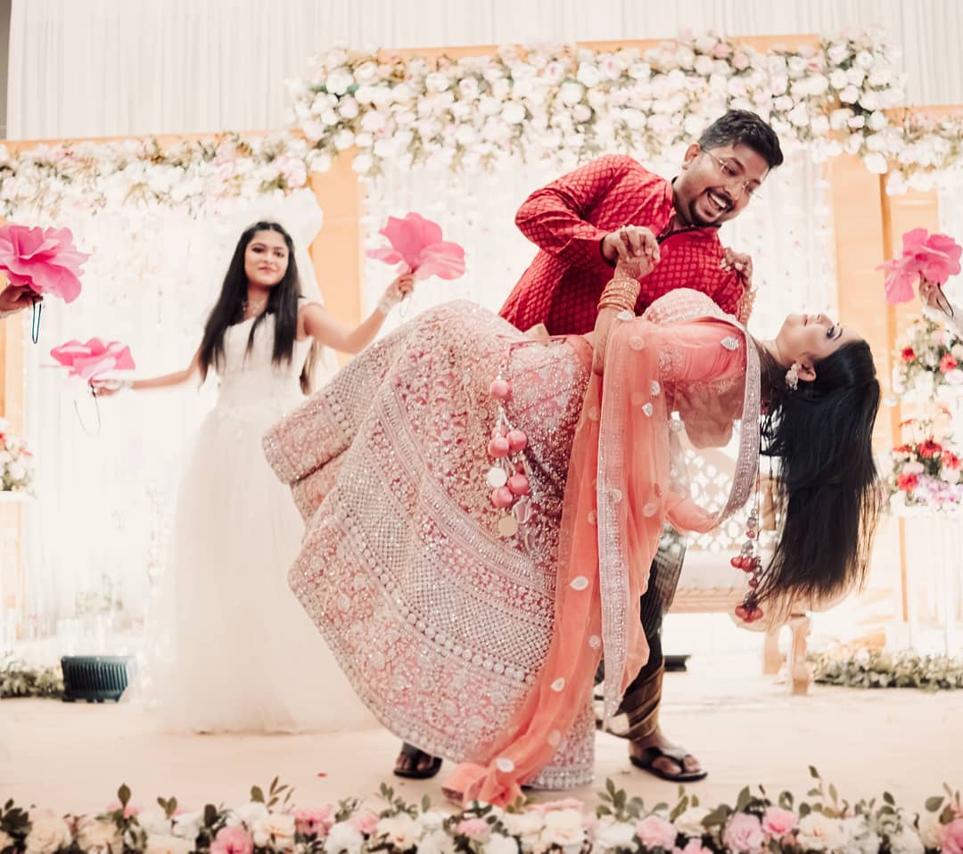 14 Latest Bridal Haldi Poses For Every BrideToBe