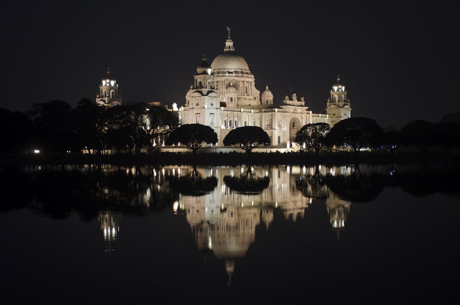 night view of Victoria Memorial