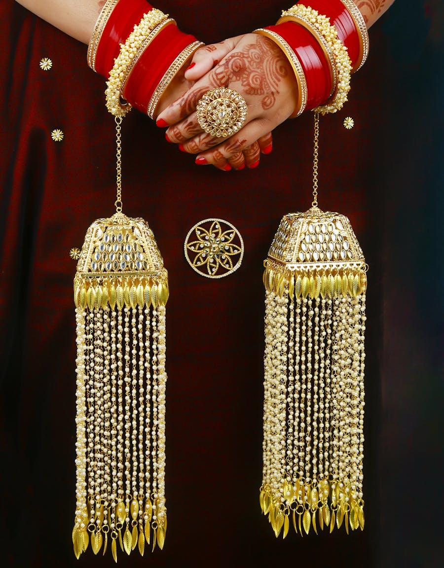 pearl hand jewellery for punjabi brides