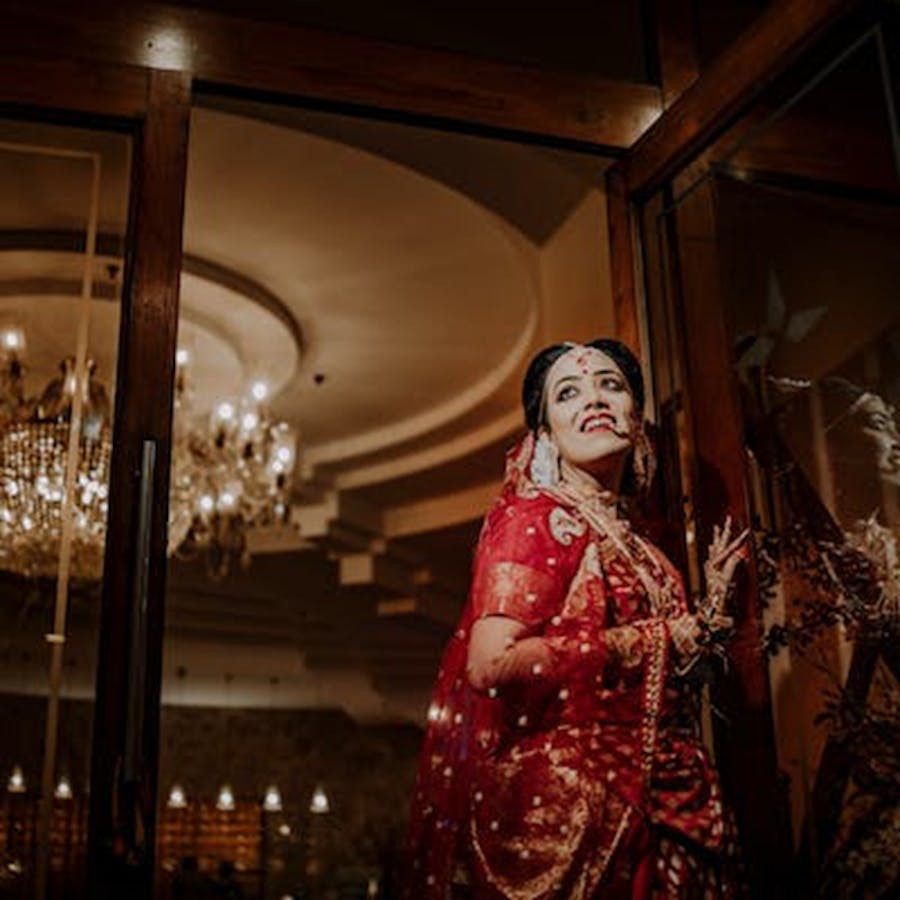 candid Bengali wedding