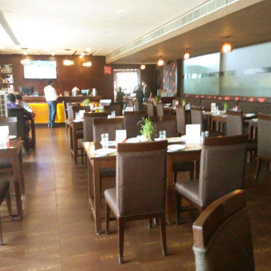 Chinese Couple Restaurant in Ranchi