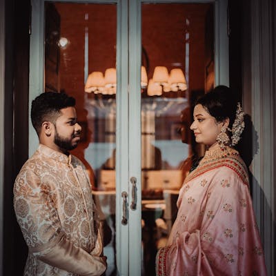 couple photoshoot at Bawali Rajbari kolkata