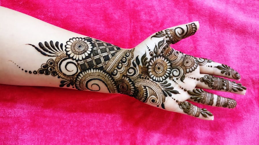 indo- arabic mehendi design