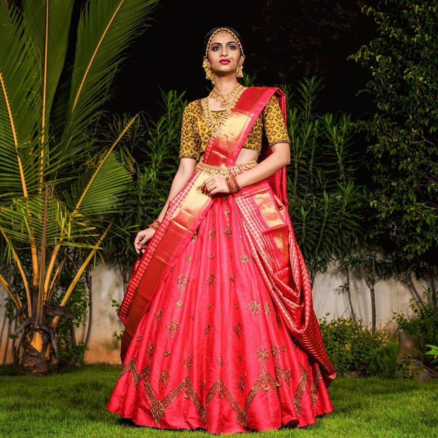 traditional outfits for winter weddings