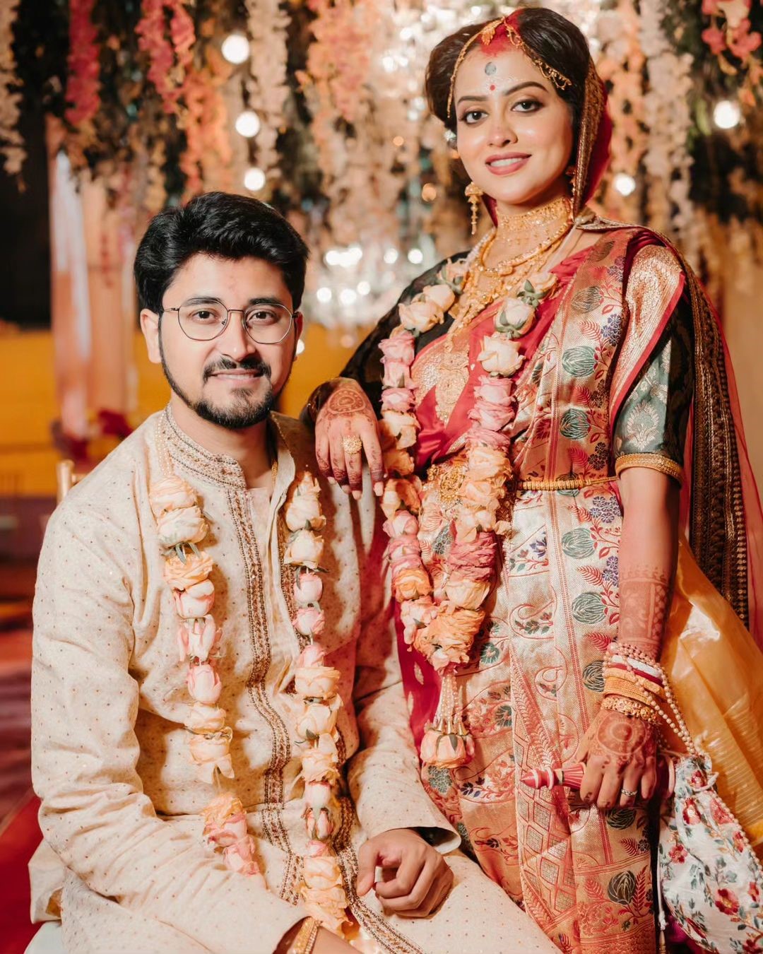 Bengali wedding dress outlet for bride and groom