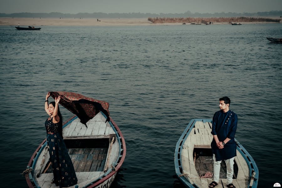 couple for pre wedding photoshoot