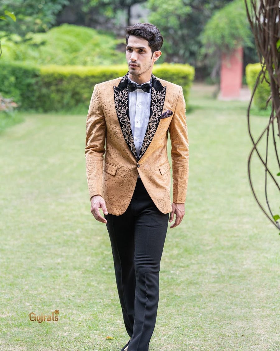 Tuxedo suit