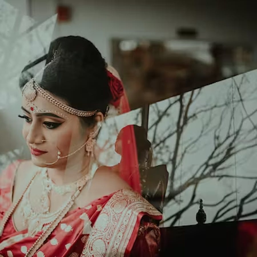 Bride in red saree