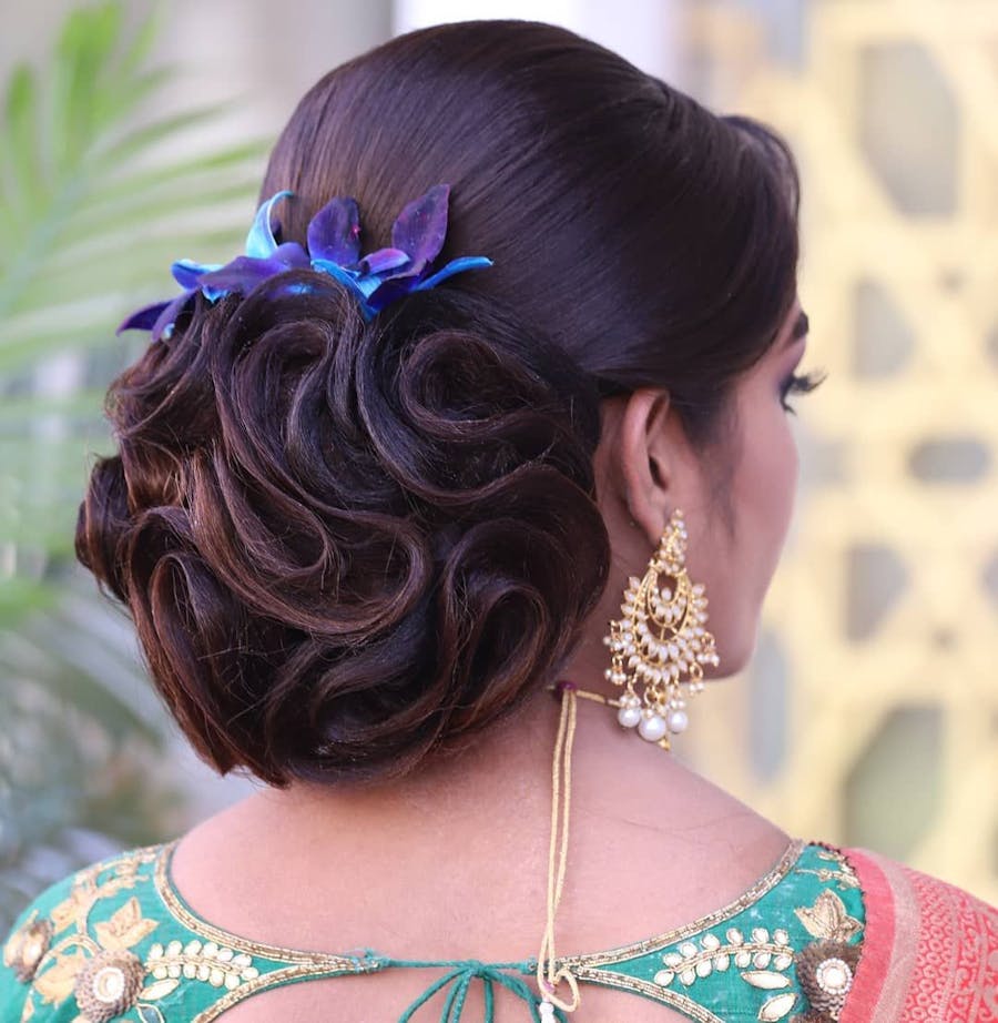 new bridal buns for wedding day