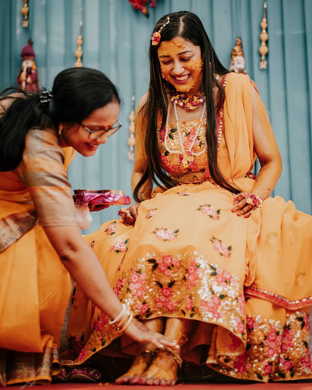 See the Most Beautiful Bengali Bride Wedding Dress Ever!