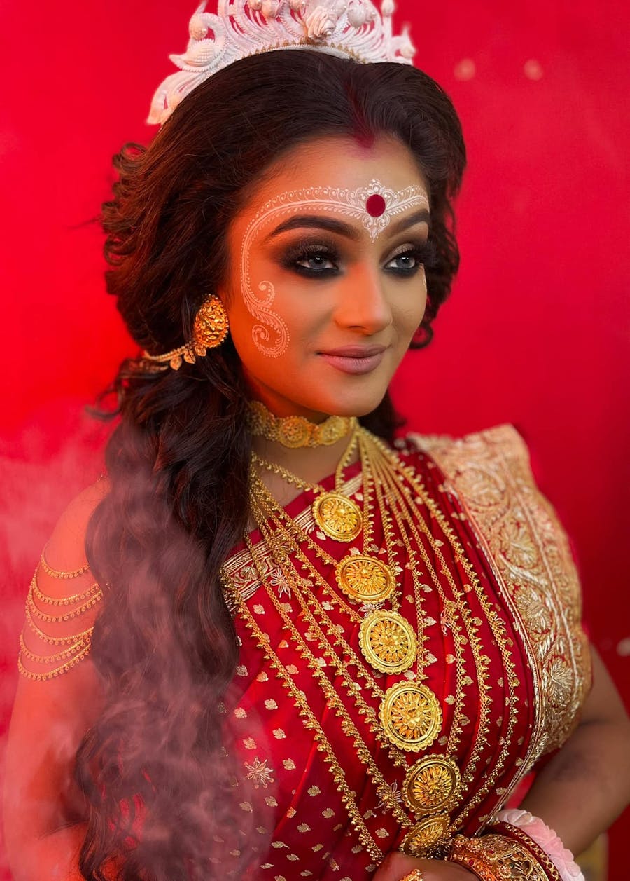 award-winning makeup artist in Kolkata