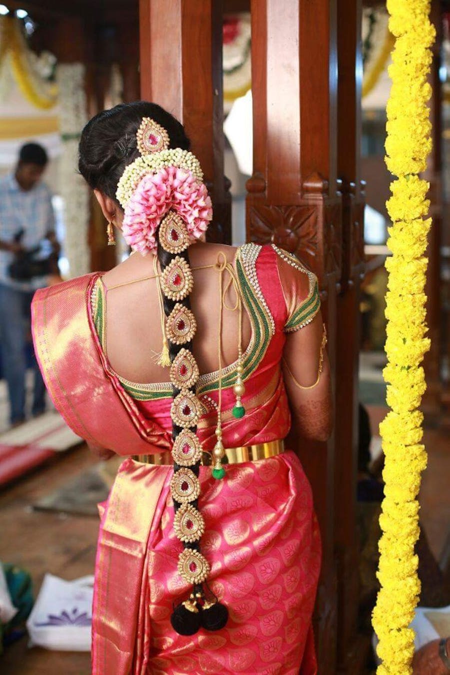 floral jewellery for traditional wedding