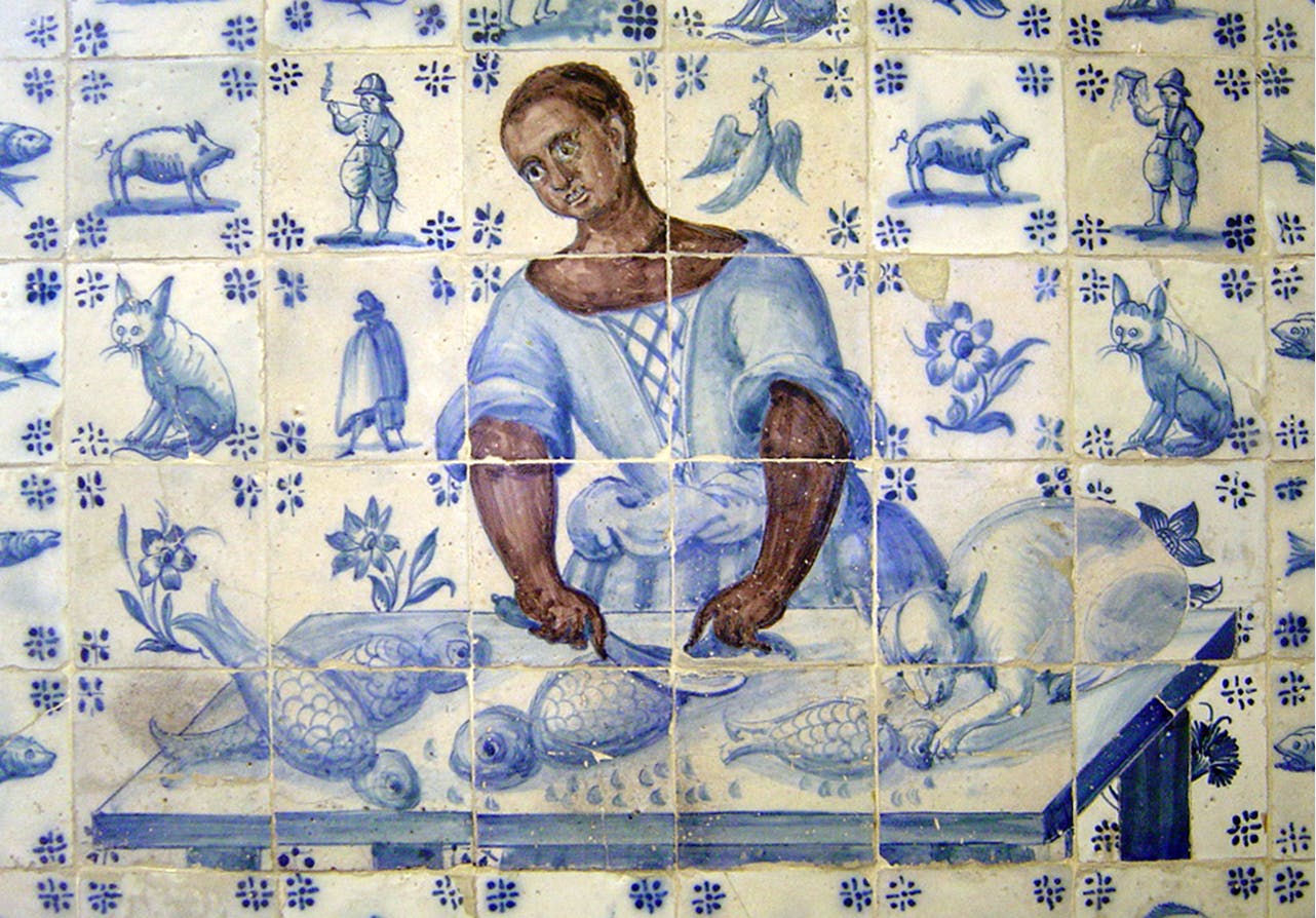 "Mujer preparando pescado", panel de azulejos, siglo XVIII - Colecção do Museu de Lisboa /Câmara Municipal de Lisboa – EGEAC