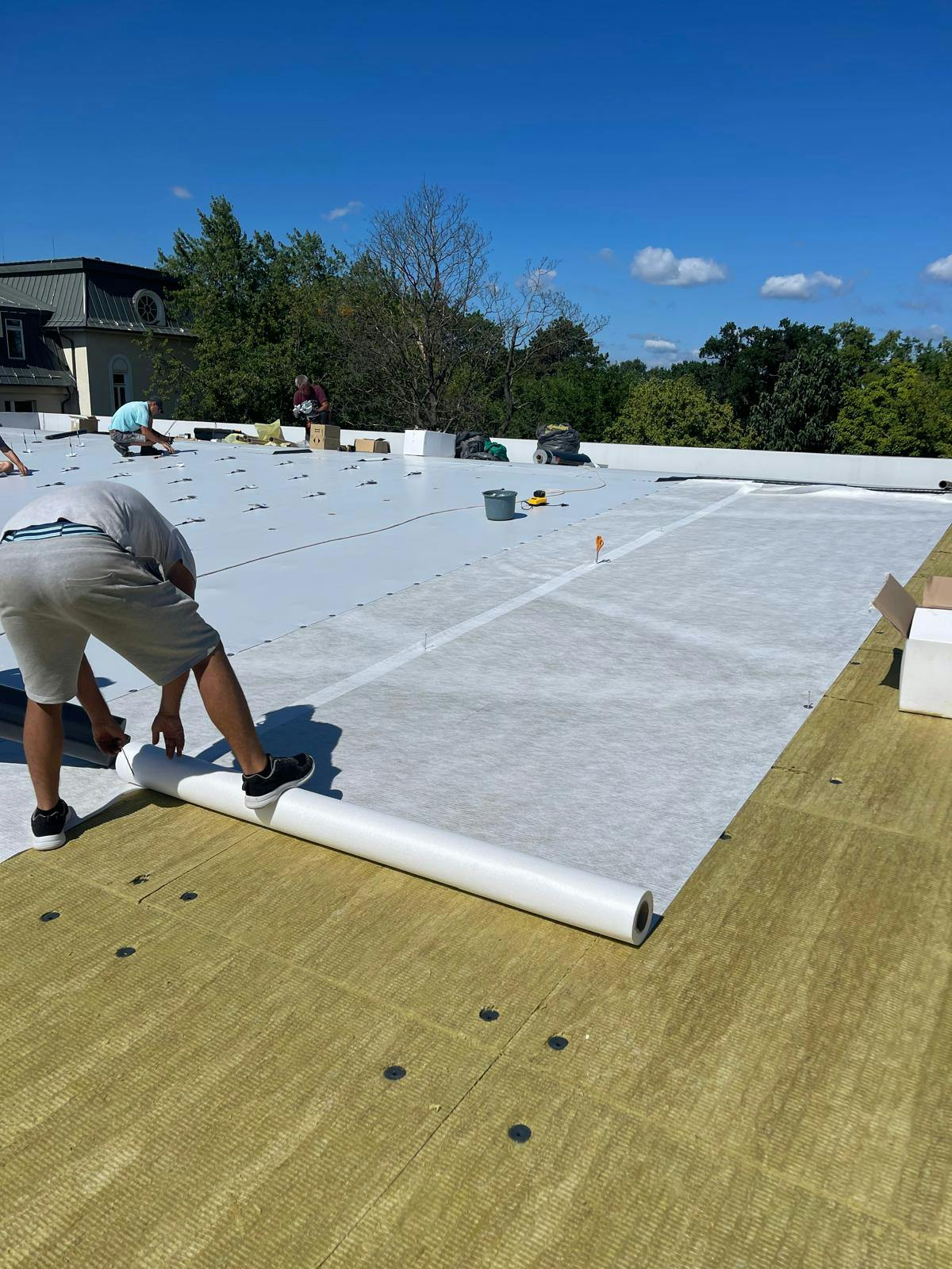 Tempo kézilabda csarnok hőtechnikai és vízszigetelési korszerűsítése