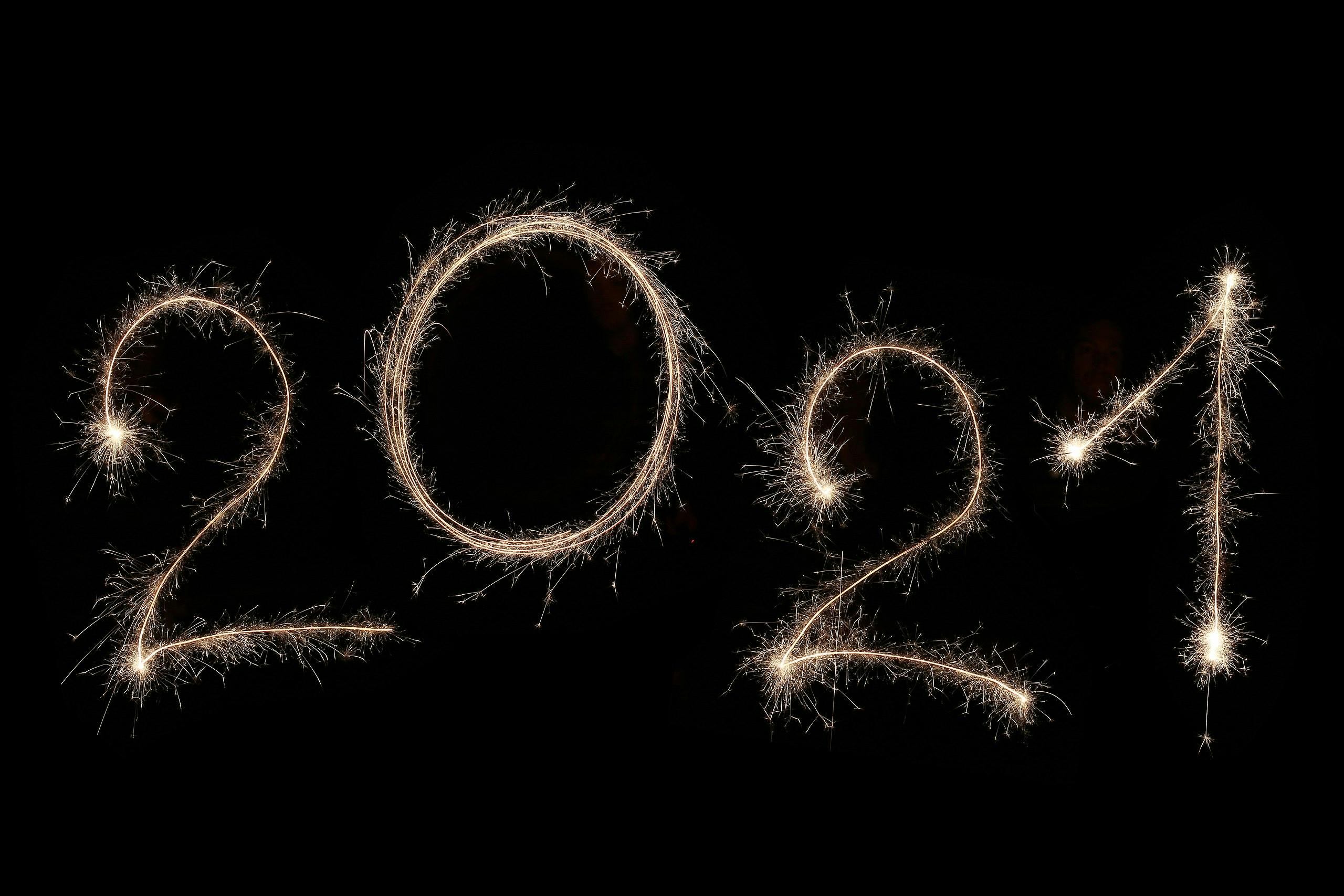 The number 2021 written with sparklers