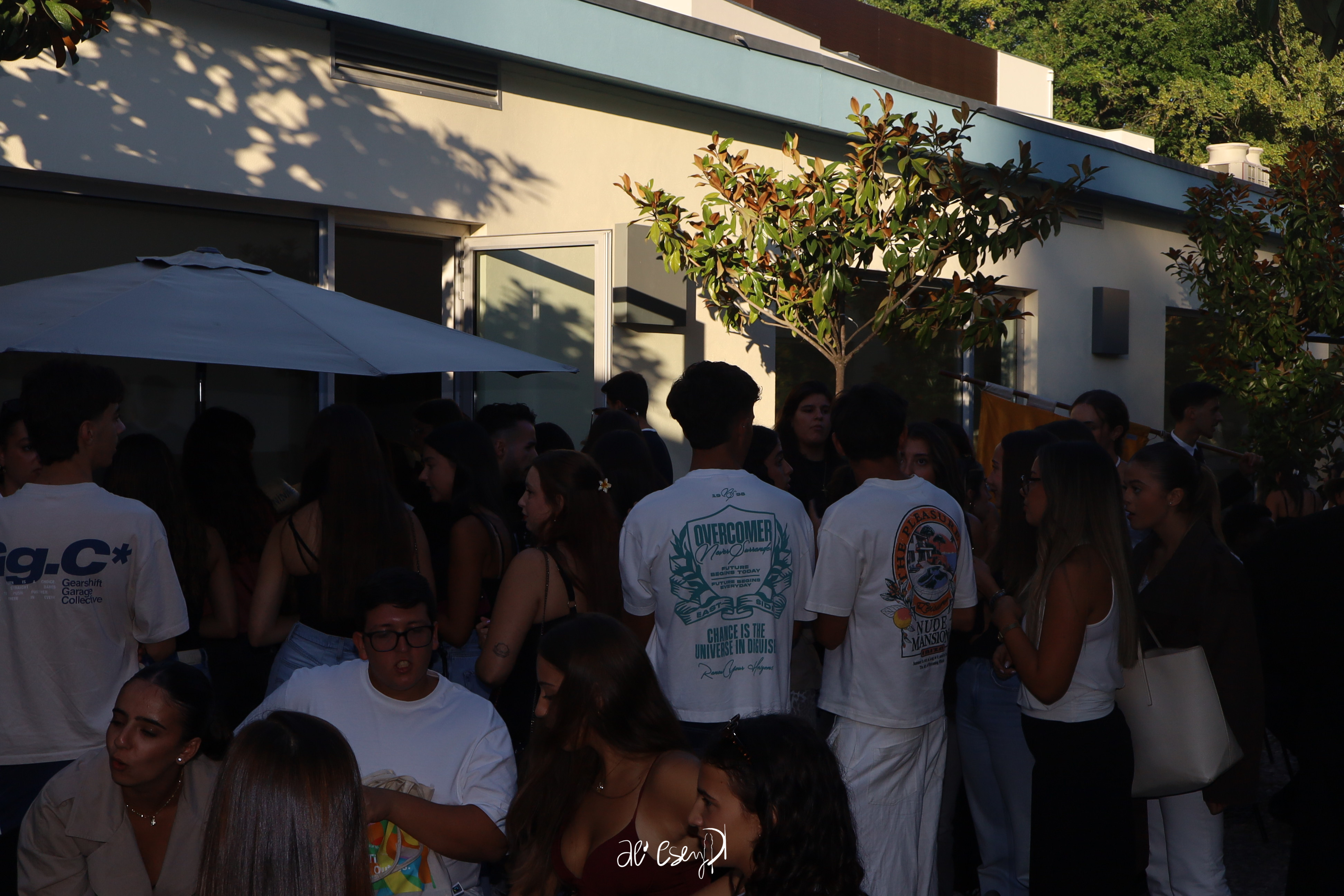Sunset: O 1.º Turno