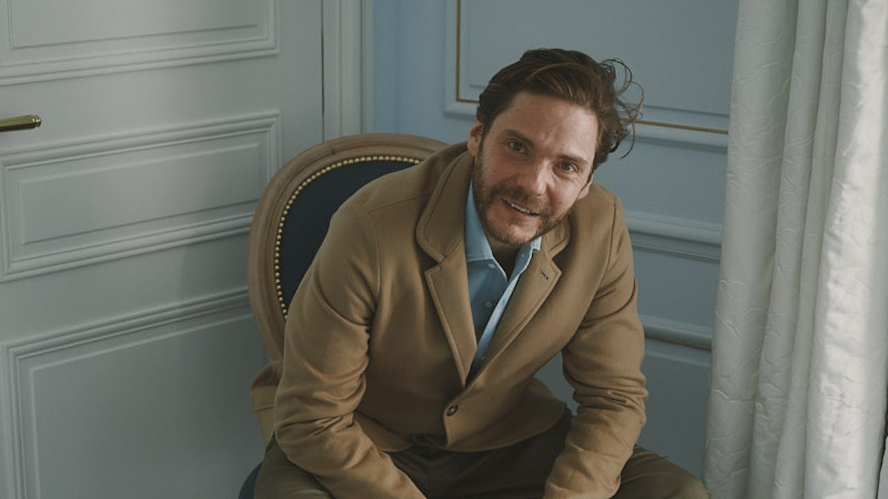 © photo Anoush Abrar / R7AL