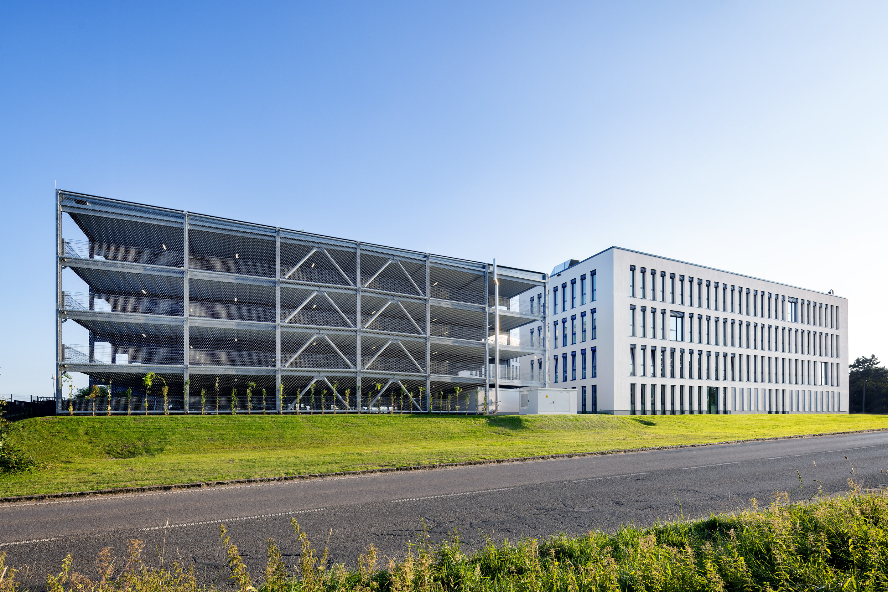 Außenansicht Flughafen Lilienthalstraße