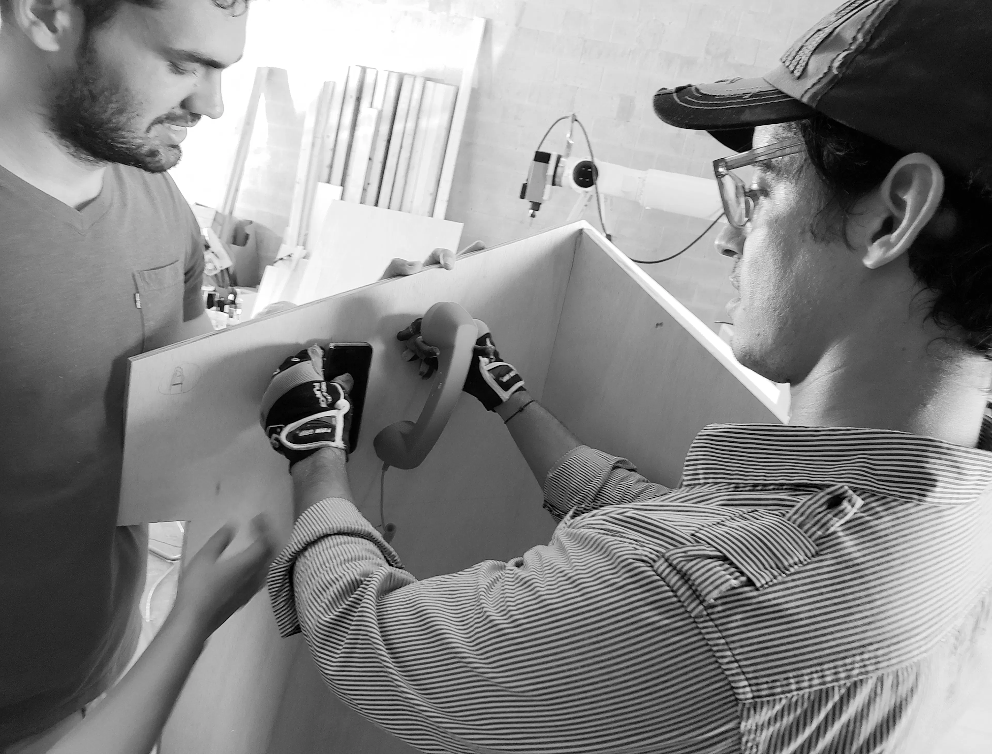 Tan Cerca, Tan Lejos Photo #5