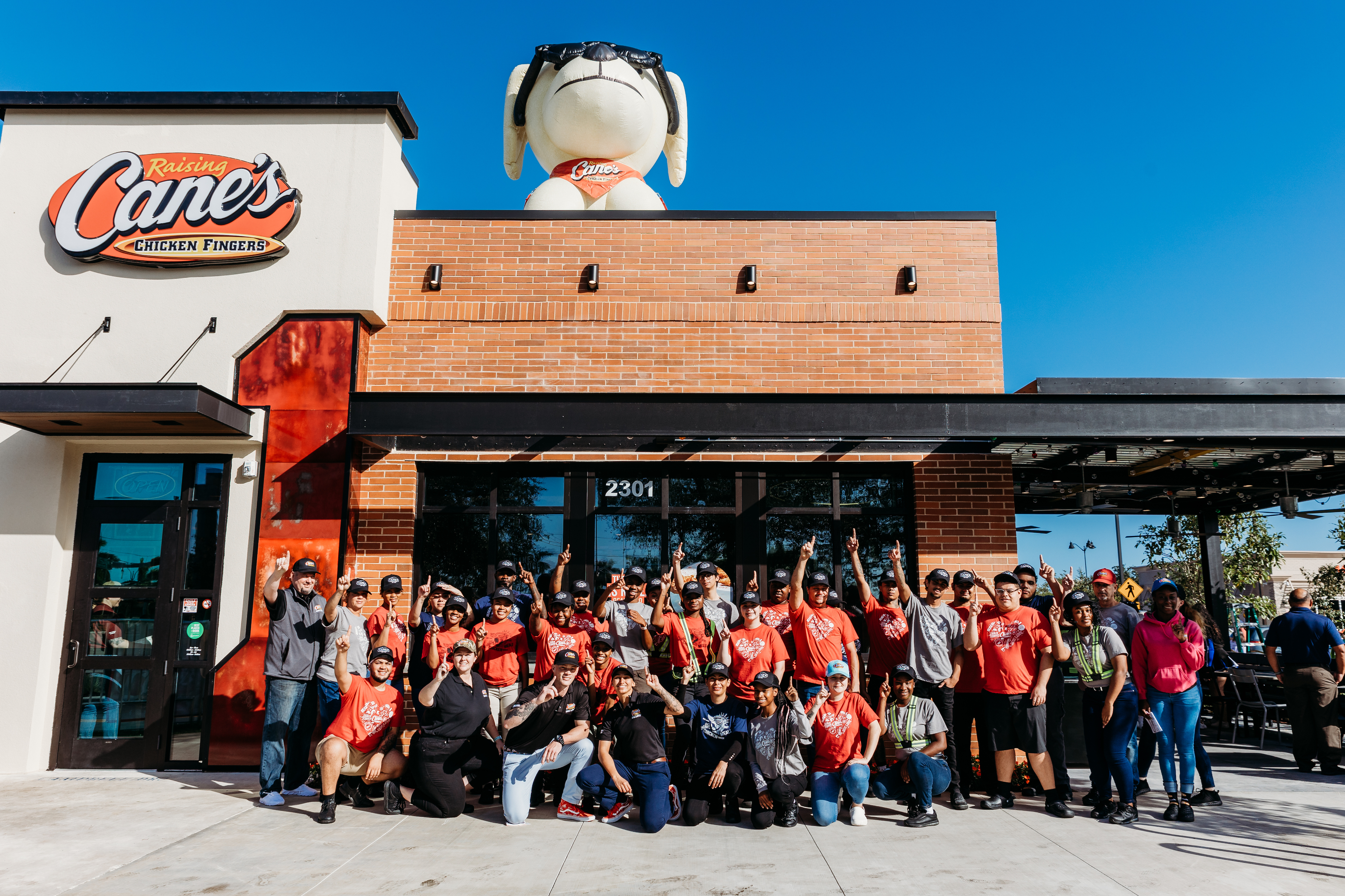 Raising Cane’s® Makes Florida Debut, Hundreds of Caniacs Line up for ...