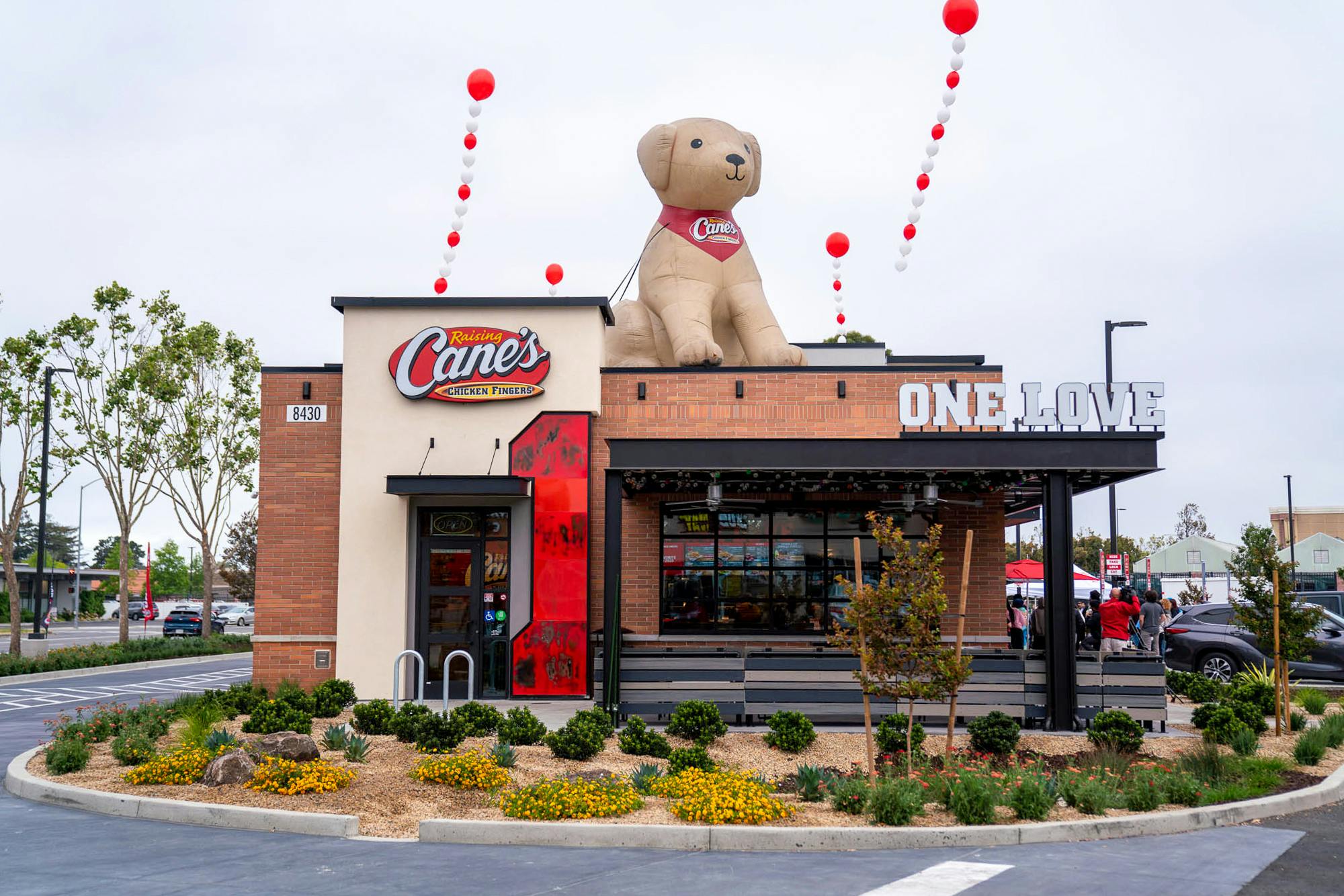 Raising Cane's plans second Seattle-area location
