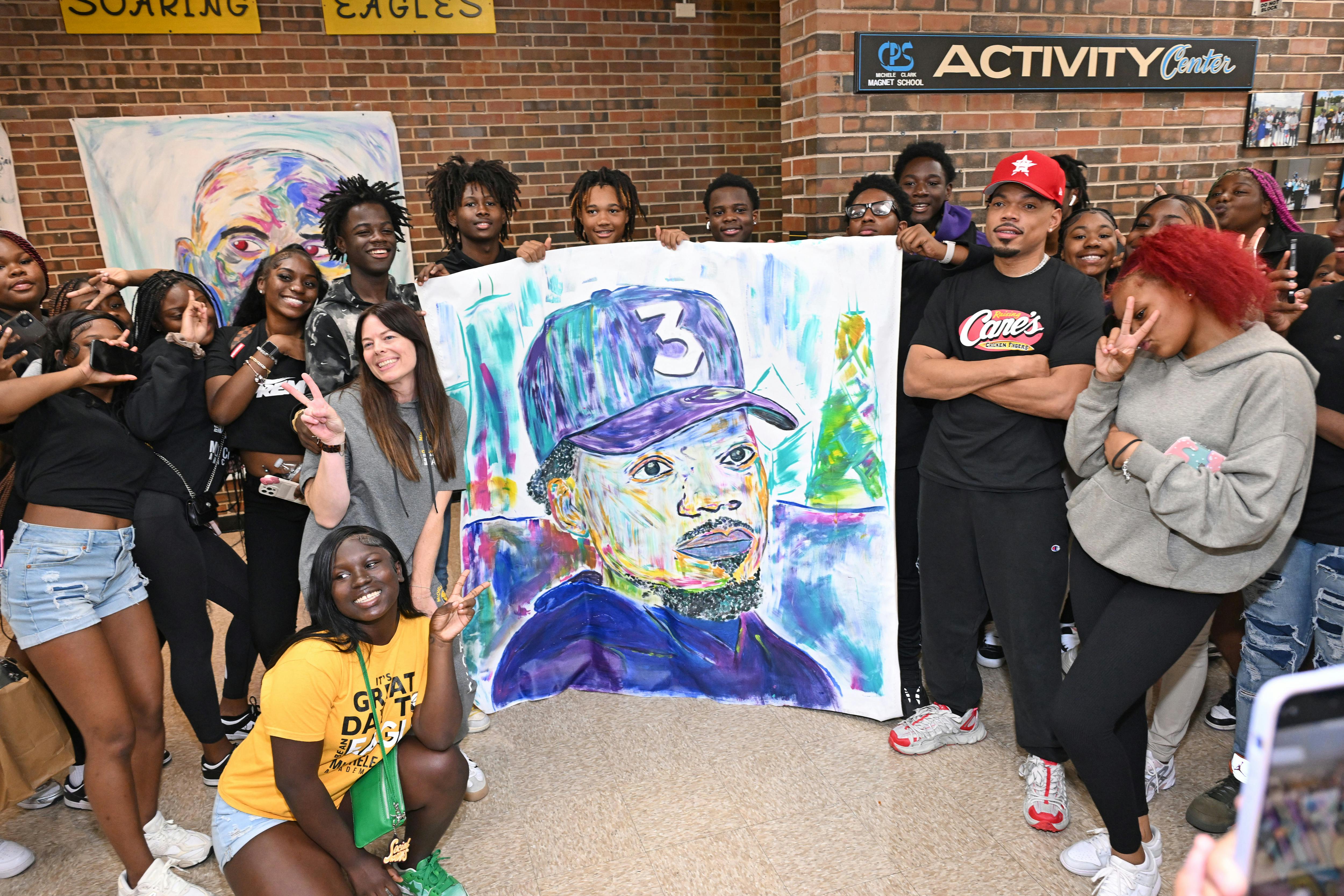 Chance The Rapper with students in Social Works