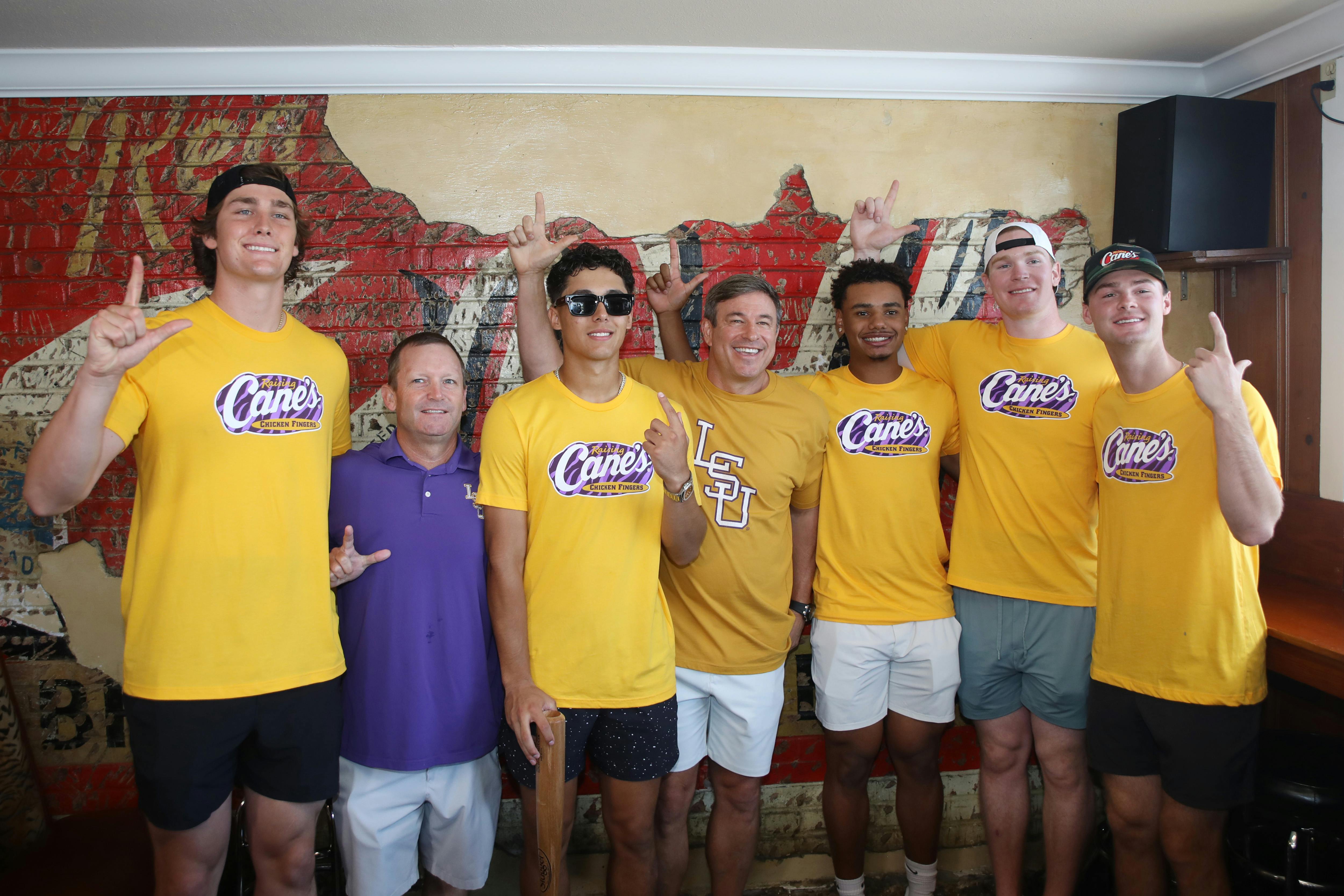 College baseball players Jared Jones, Kade Anderson, Anthony Eyanson, Derek Curiel and Chase Shores teamed up with our Crew at our Restaurant located at the North Gates of Louisiana State University.