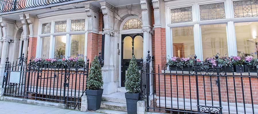 Harley Street Specialist Hospital Front door