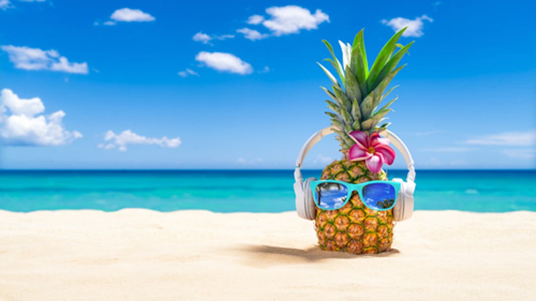 Pineapple-on-beach