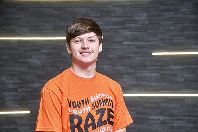 Interview with a Current Vape User By Raze Ambassador, Logan Stacy