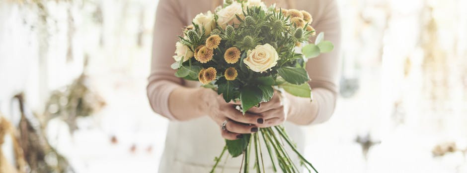 Online bloemen, boeketten en planten bestellen en laten bezorgen in de regio Binche.