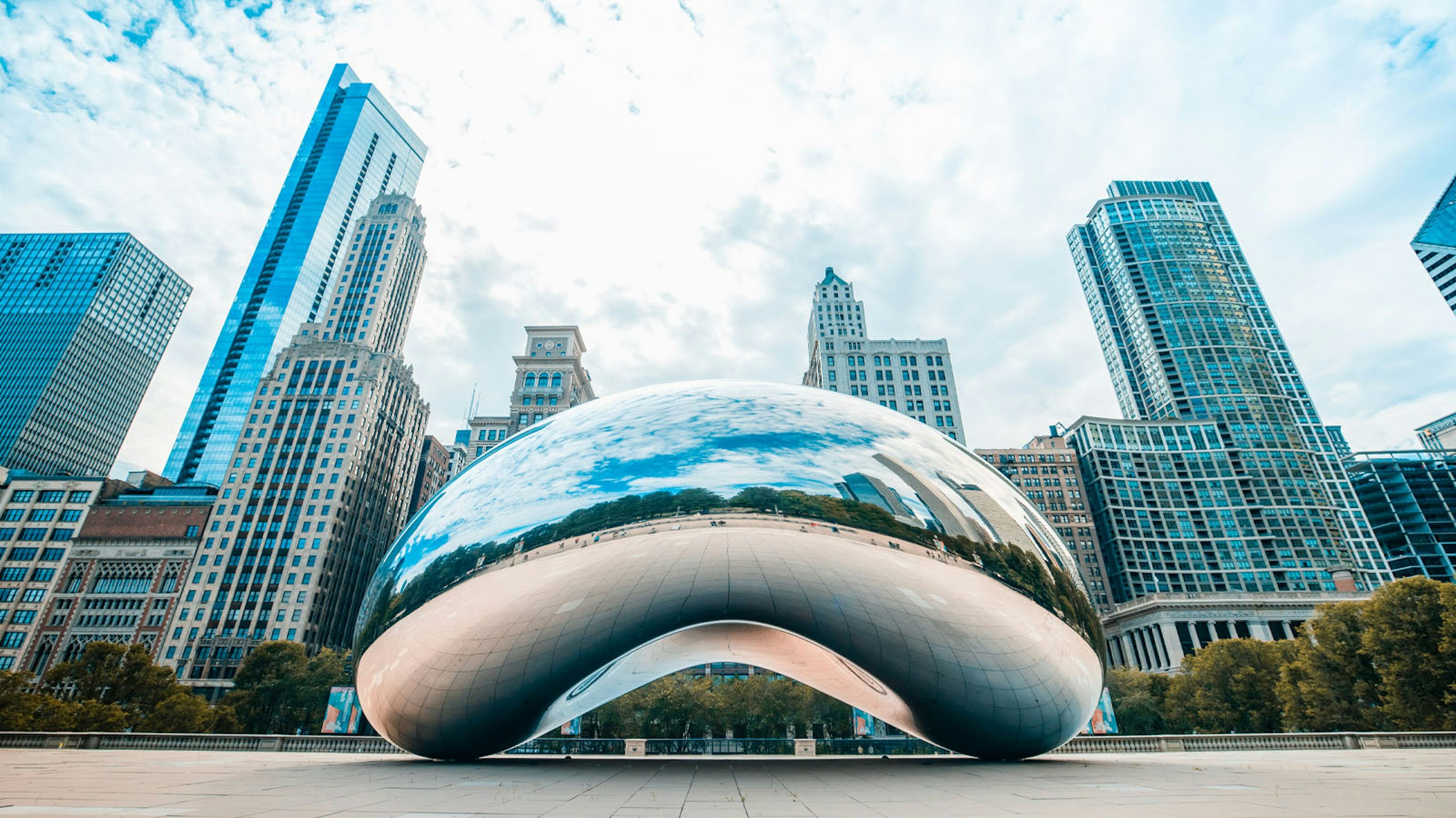 image of the bean in Chicago
