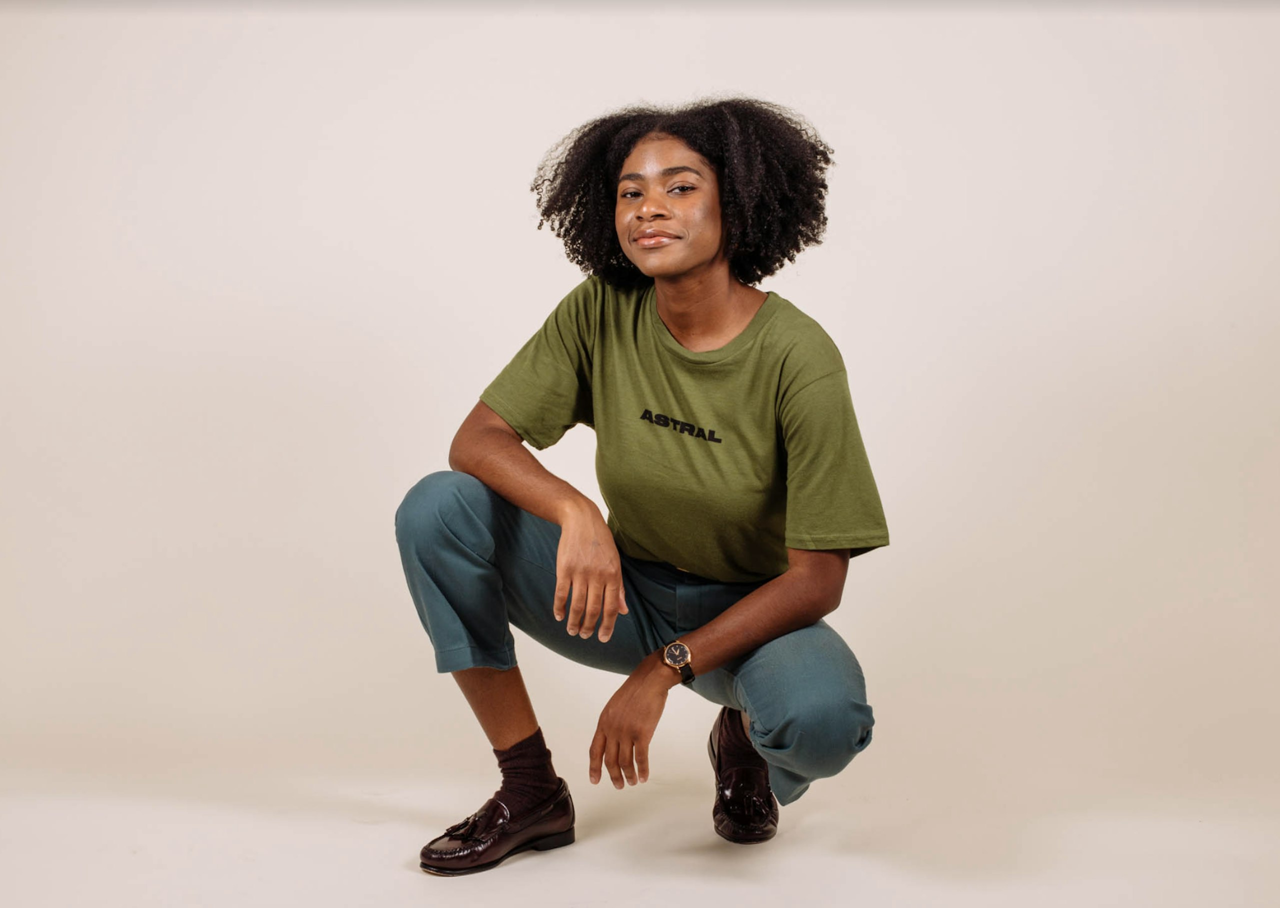women wearing green shirt
