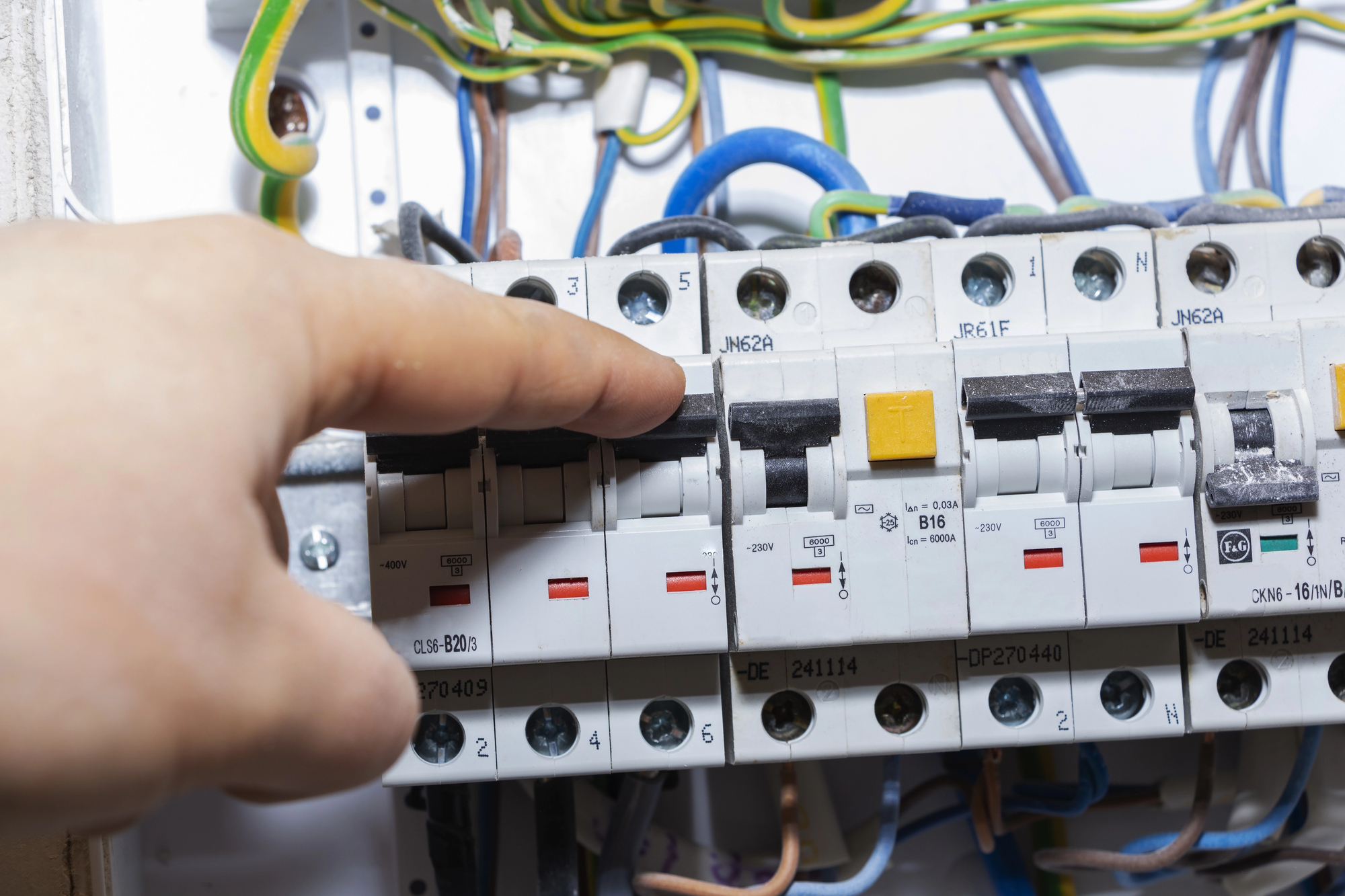 Elektriker-Rechnung: Pflichtangaben und E-Rechnung 2026