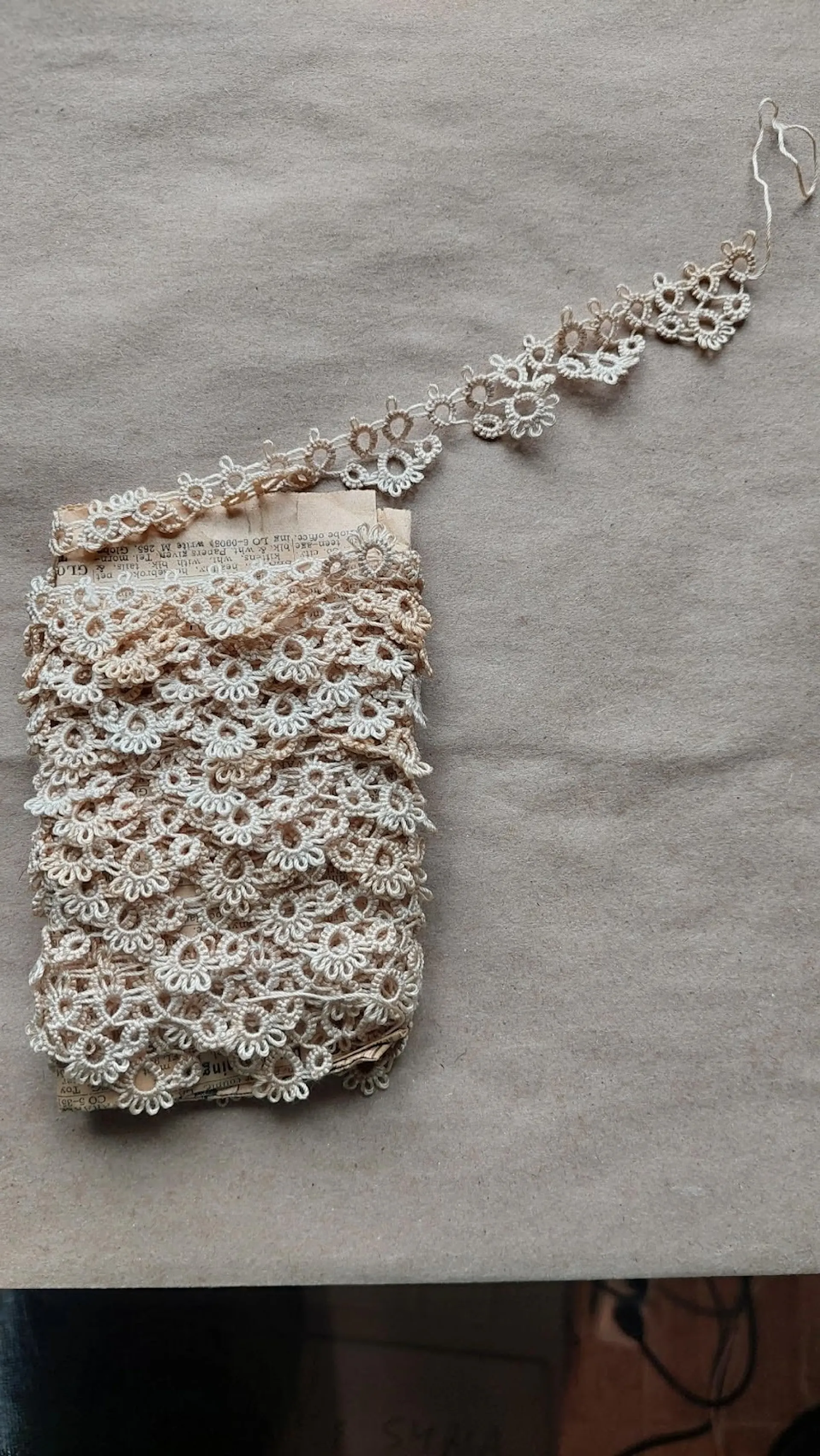Lace Tatting