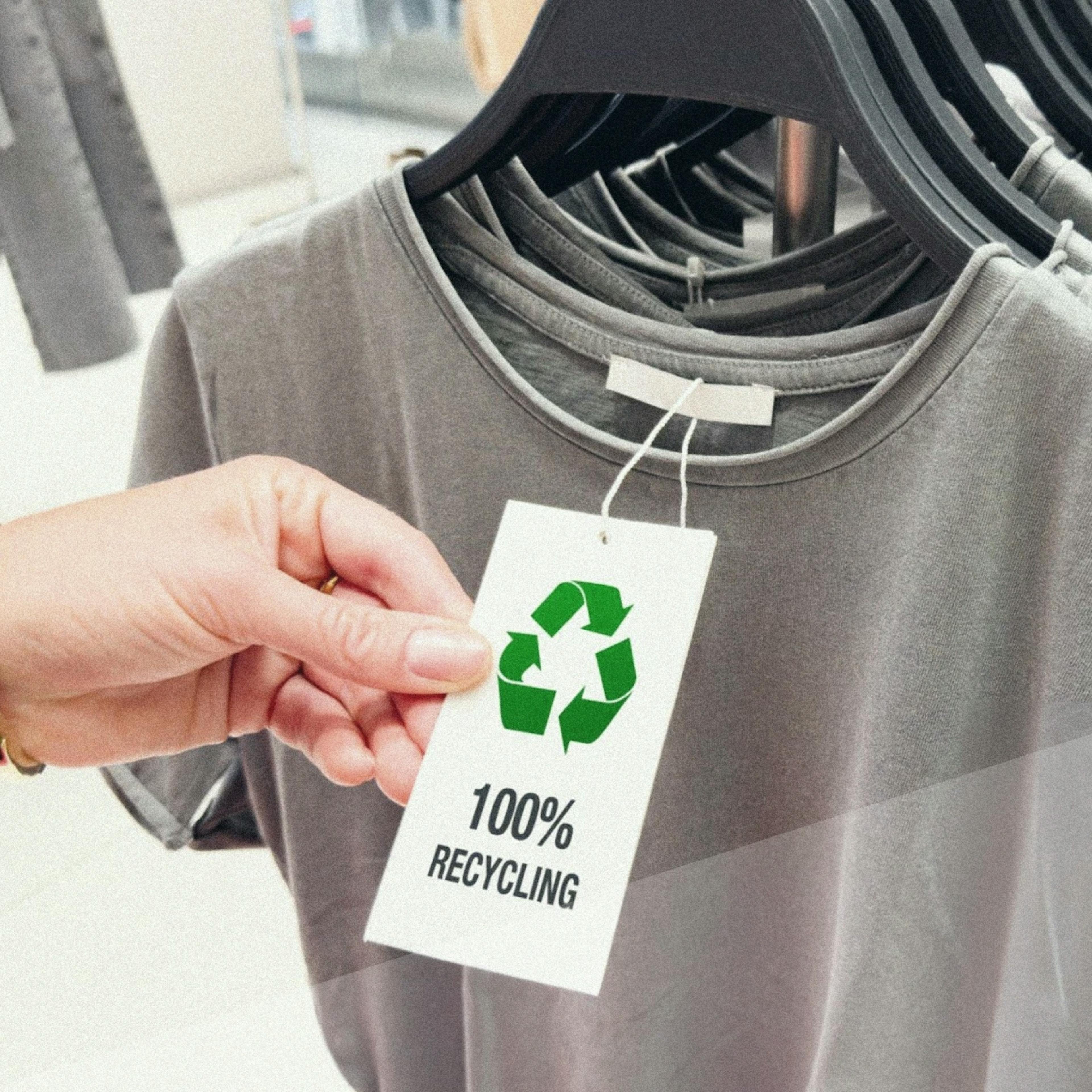 100% recyclable clothes