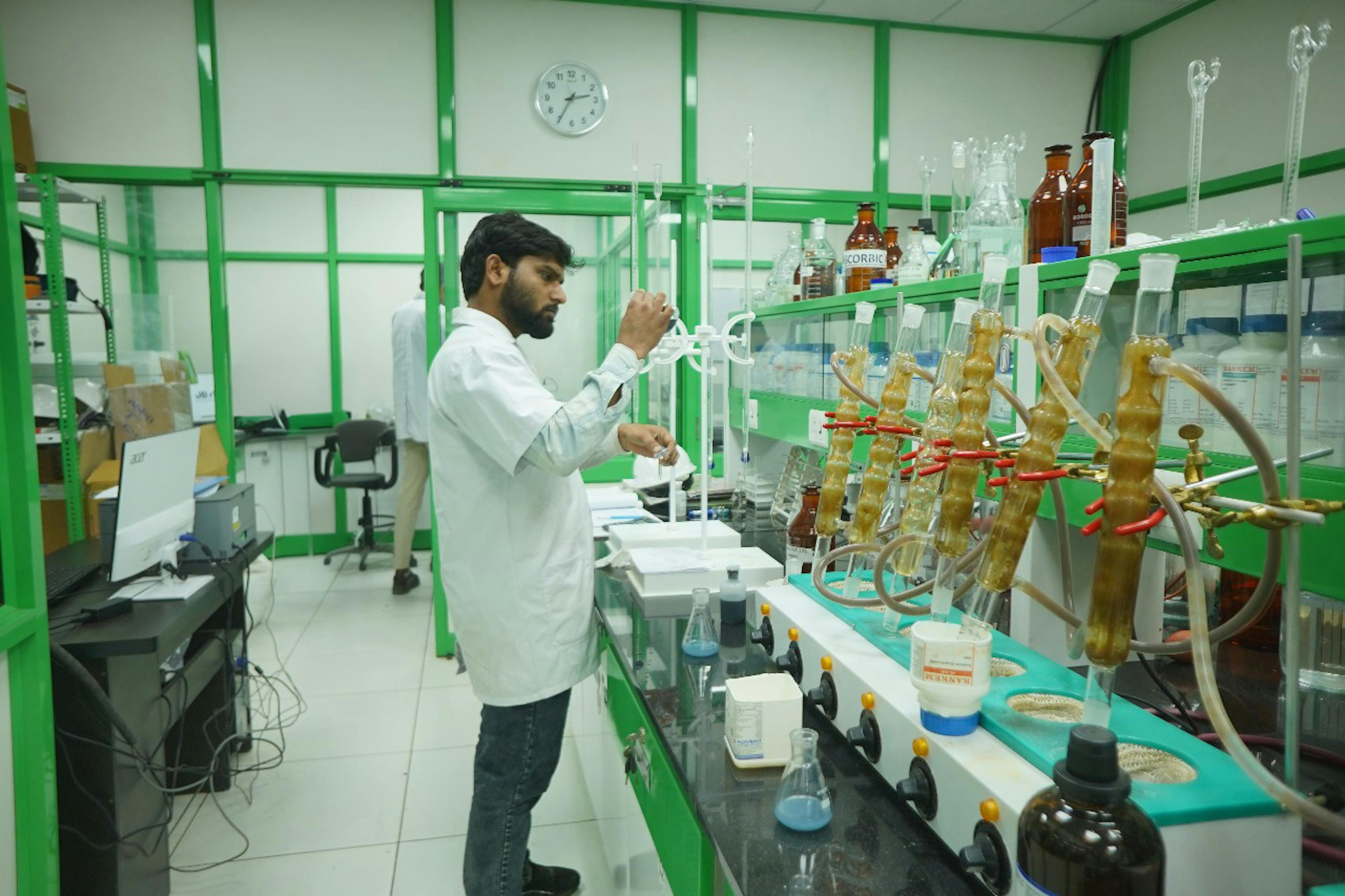 chemical recycling of polyester