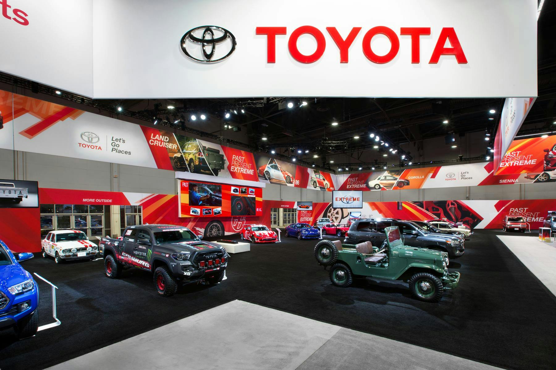 auto show angle fourteen